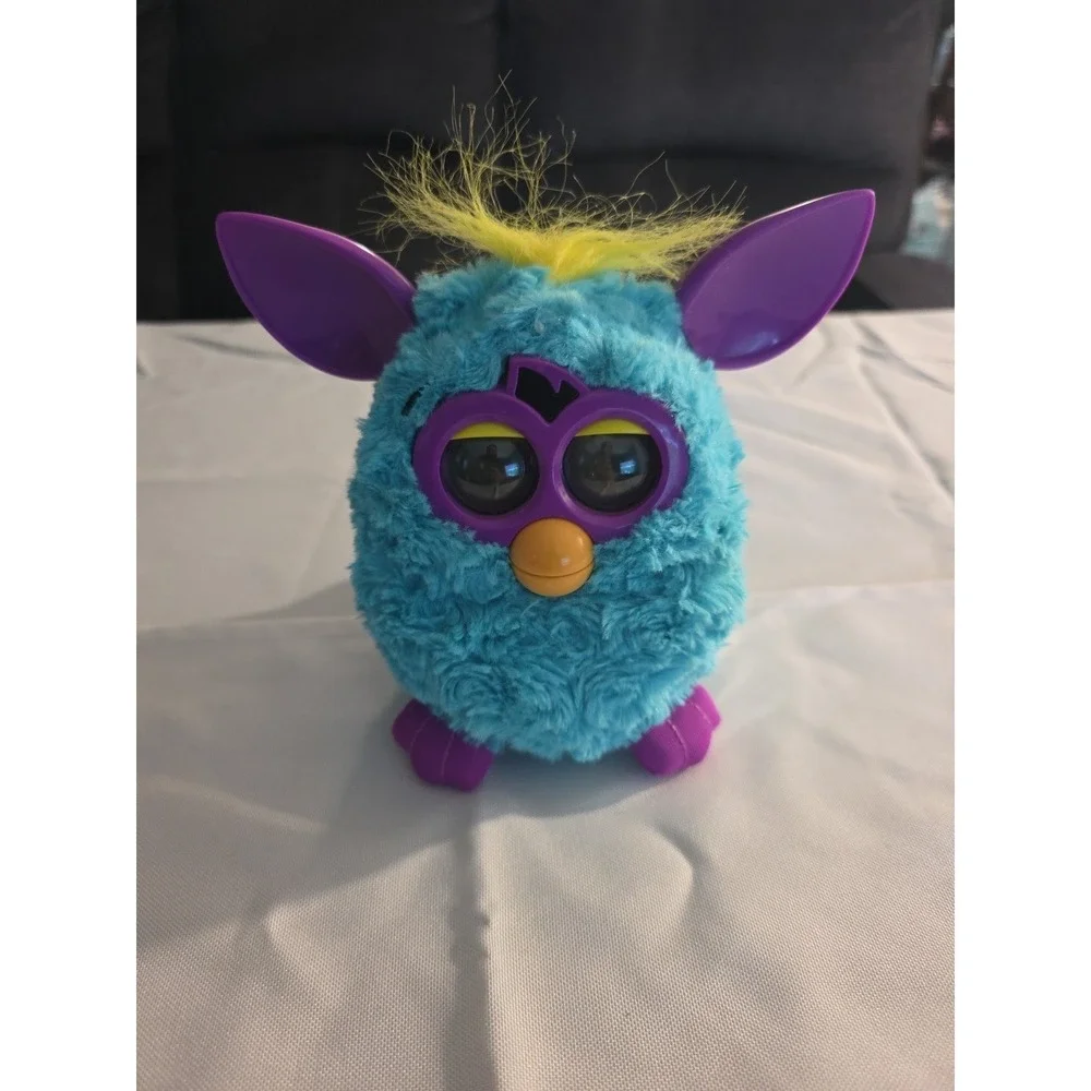 2012 Furby Lagoon Teal Purple -‎ 2nd Gen - Mind Of Its Own